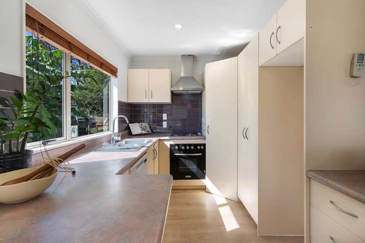 12B Rosier Road Glen Eden_7