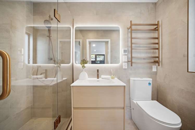 5 Weir Lane Oteha_18