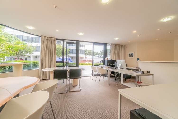 2/10 Marau Crescent Mission Bay_13