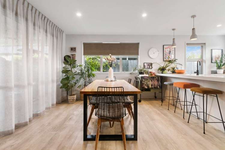 42 Hiria Crescent_0