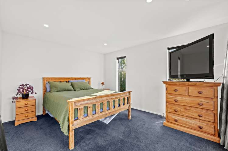 76 Summers Road Darfield_13