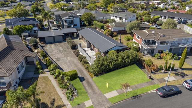 6 Fielding Crescent Farm Cove_1