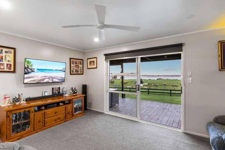 96 Westhead Road Waiuku_23