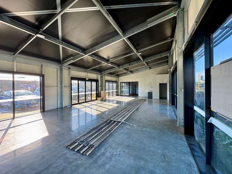 24 Smart Road Waiwhakaiho_7