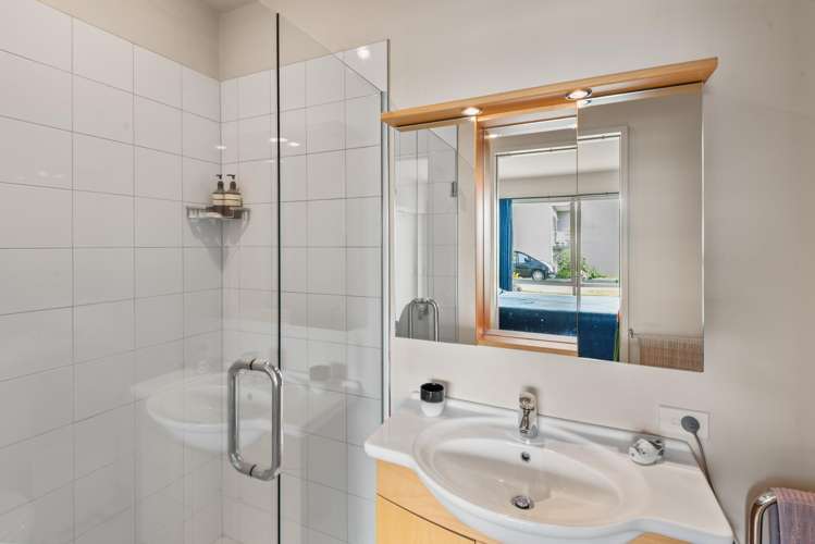 2/8 Bayview Place Timaru_13