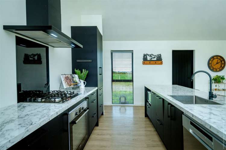 9 Greyfern Lane Sefton_12