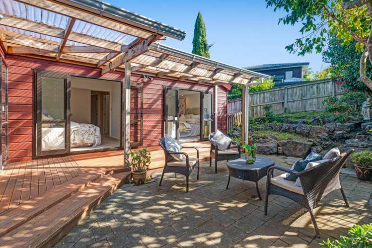 2/8 Antrim Grove Bayview_12