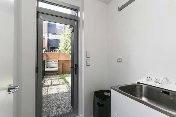 27/120 Rintoul Street Newtown_10