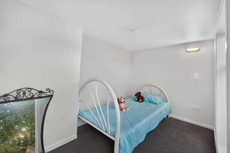 20 Te Wharau Lane Charteris Bay_17
