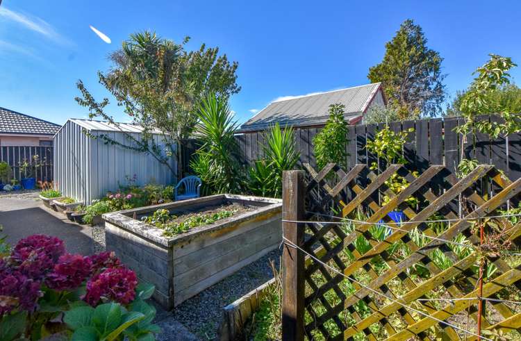 72 Pembroke Street Carterton_15