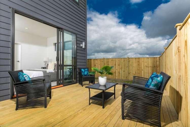 22 Kokowai Parade Hobsonville_11