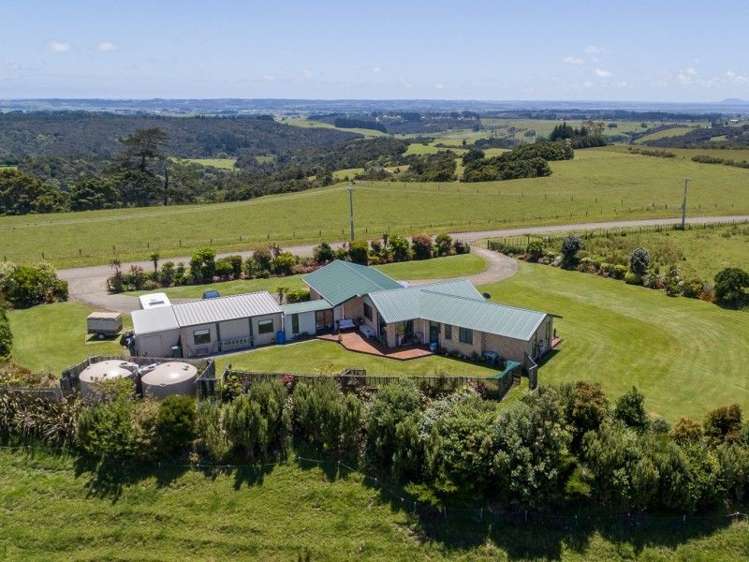 1220 Church Road Kaingaroa_25