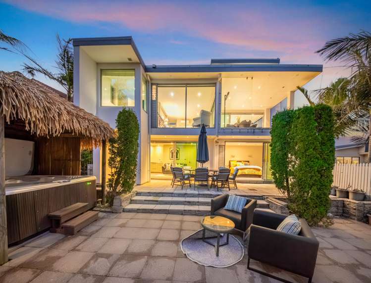 11 Hoskins Avenue Hillsborough_25