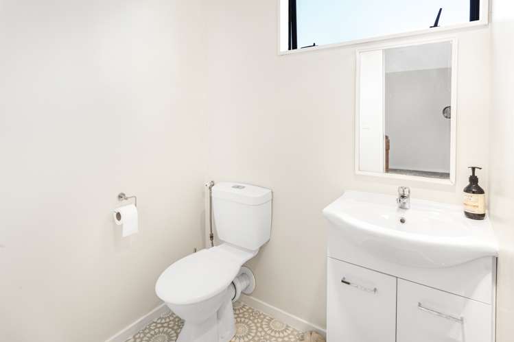 7a Firth Street Hamilton East_20