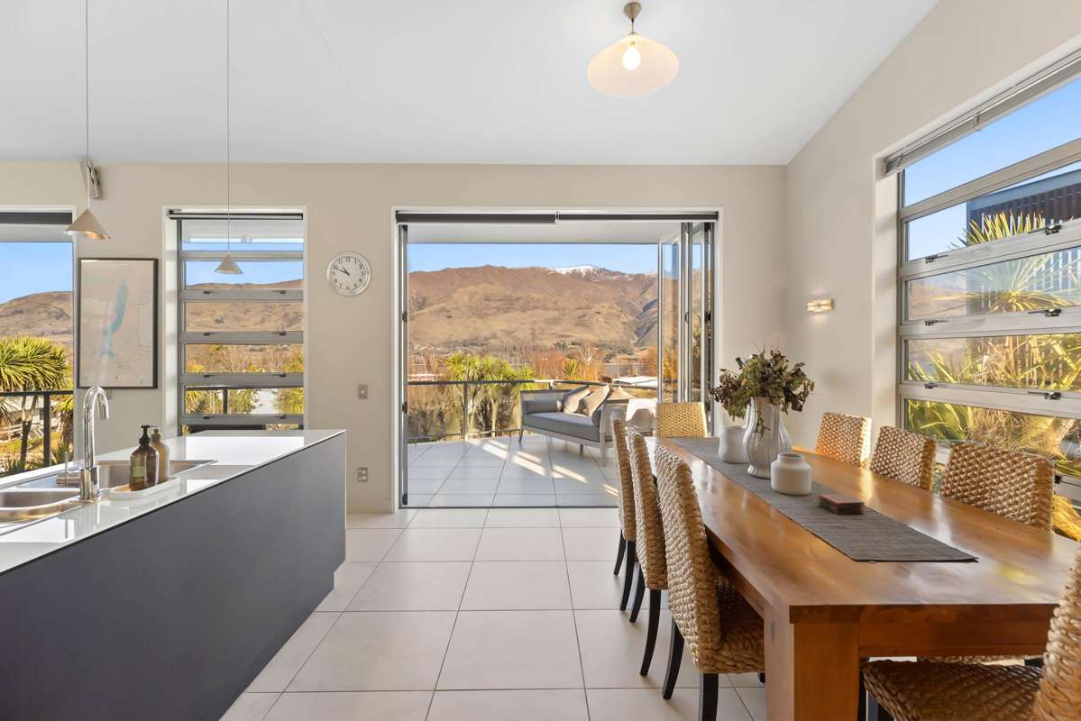 169 Plantation Road_4