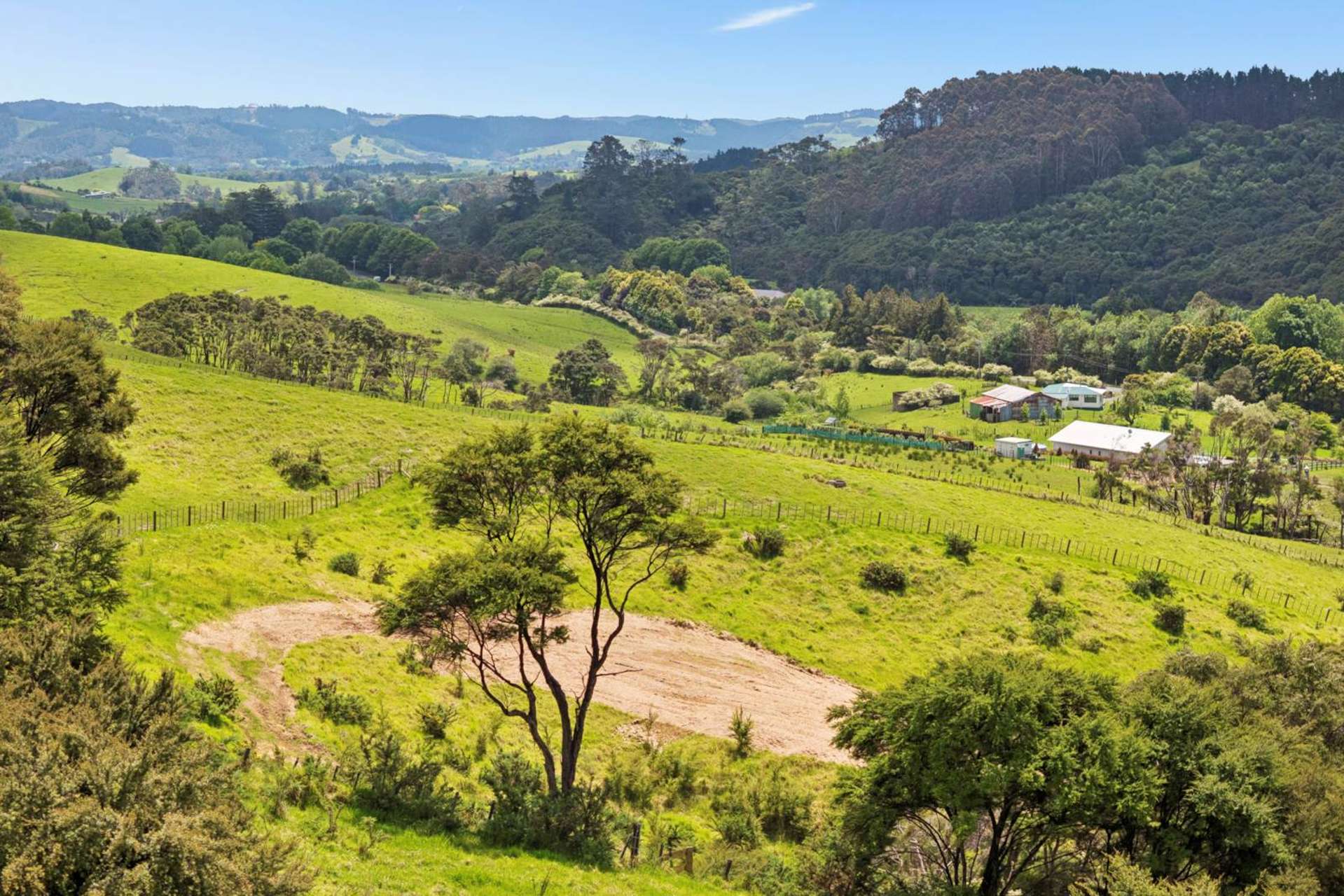 357 Ness Valley Road Clevedon_0