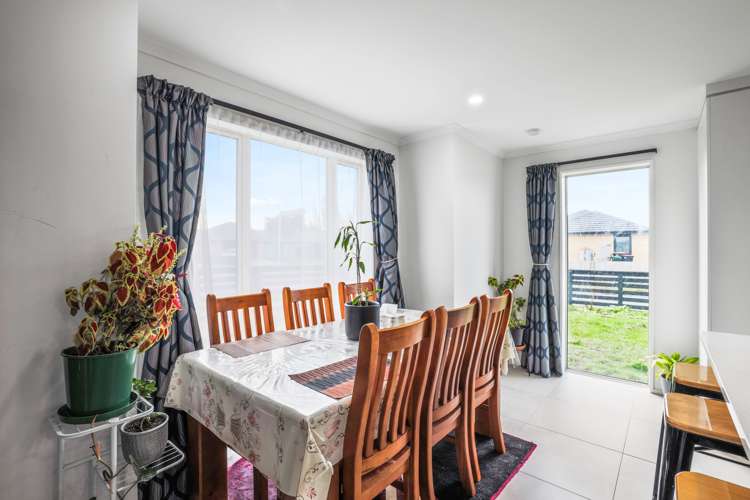 25 Arabella Crescent Yaldhurst_6