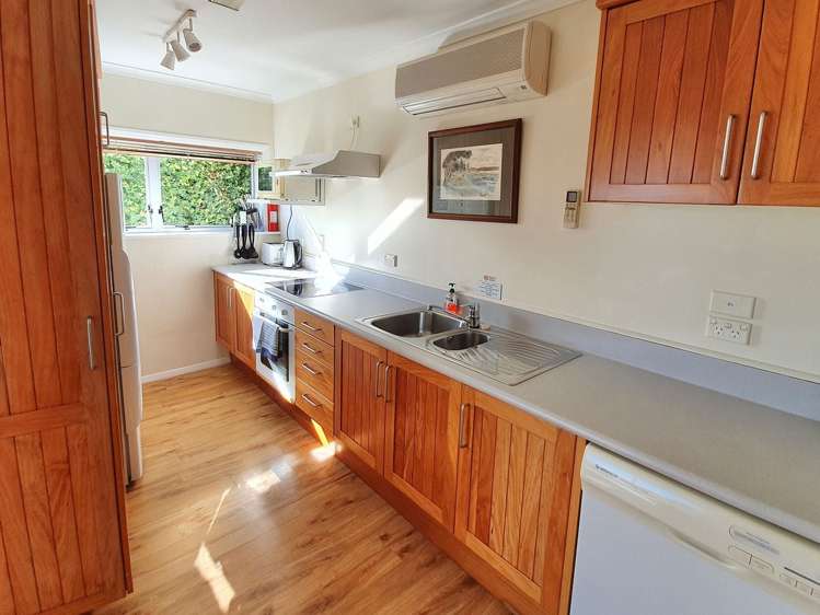 25 Victoria Road Stepneyville_11