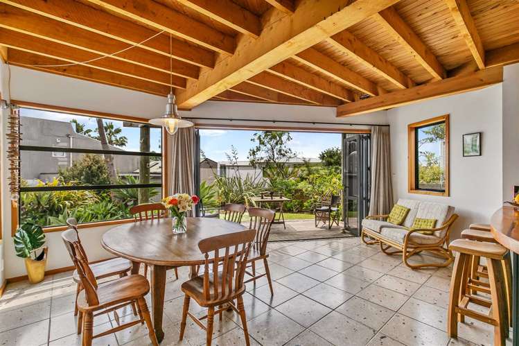 66 Spinnaker Drive Te Atatu Peninsula_8