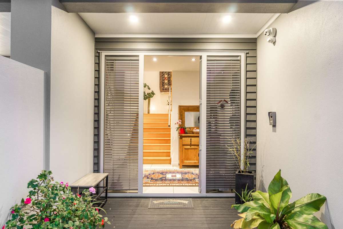 219 East Coast Road_2