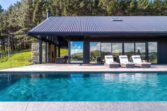 Executive Living with Pool, Spa & Sweeping Views