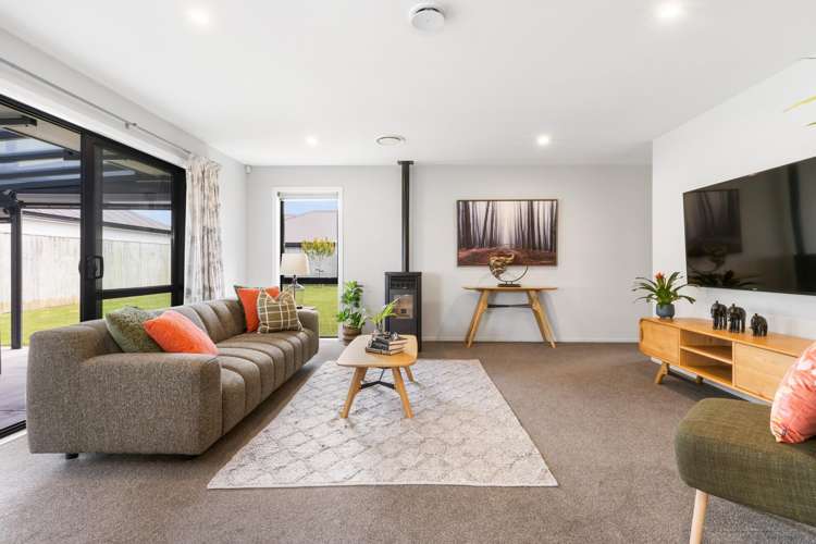 28 Barewood Grove West Melton_5