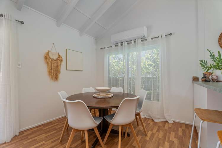 32 Captain Cook Road_5