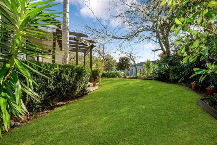 17 Robina Court Pakuranga Heights_22