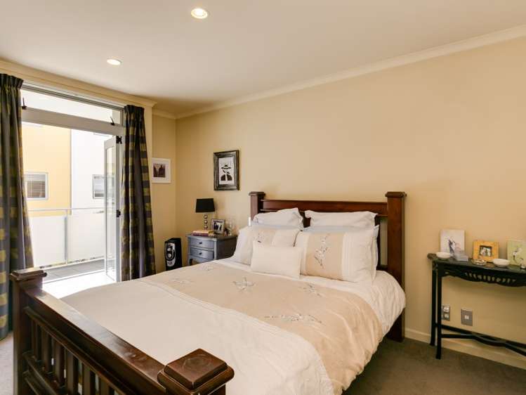 49/305 Evans Bay Parade Hataitai_7