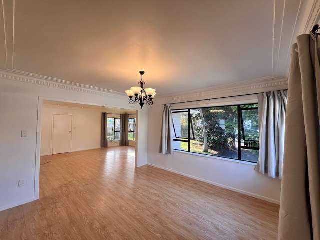Newly renovated 3-bedroom, 2-Living room available