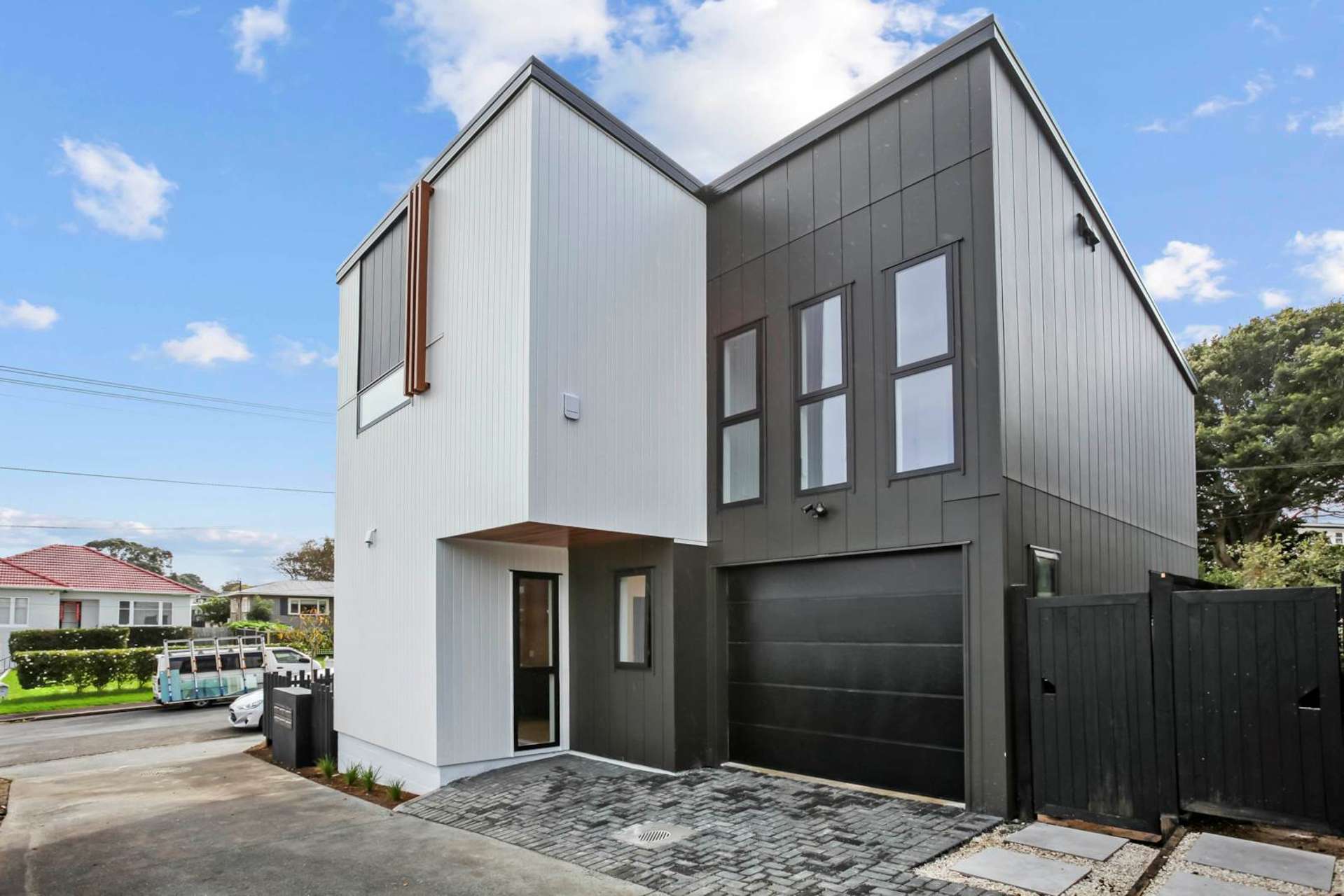 Lots 1-6/13 Clinker Street Three Kings_0