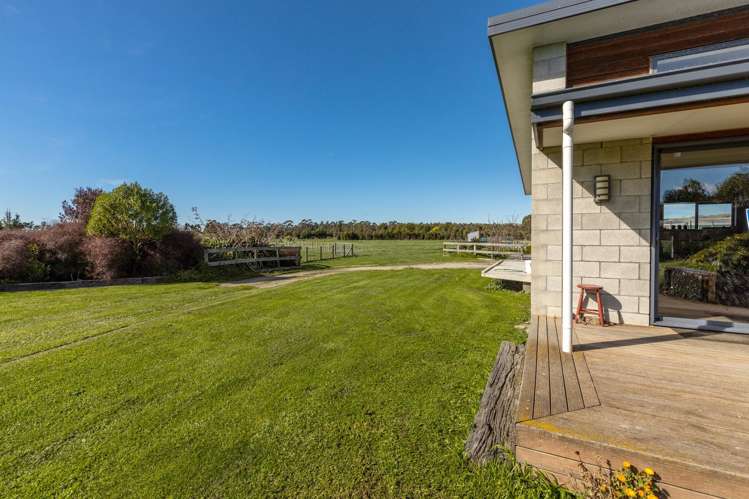 92 Beacon Road Dillons Point_12