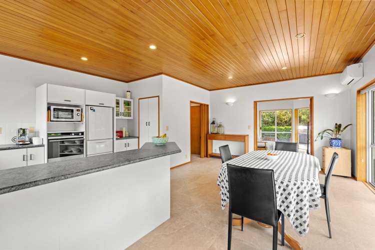 26 Bayview Place Cass Bay_10