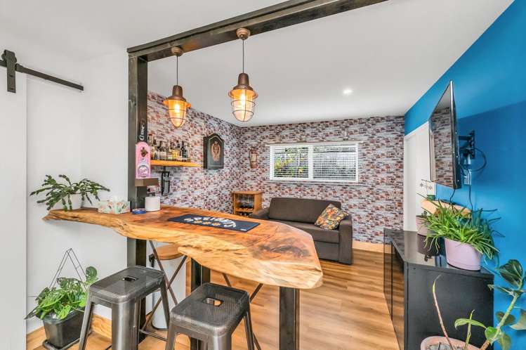 51 High Street Southbridge_8