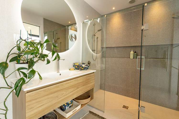 7 Mason Rise Tairua_11