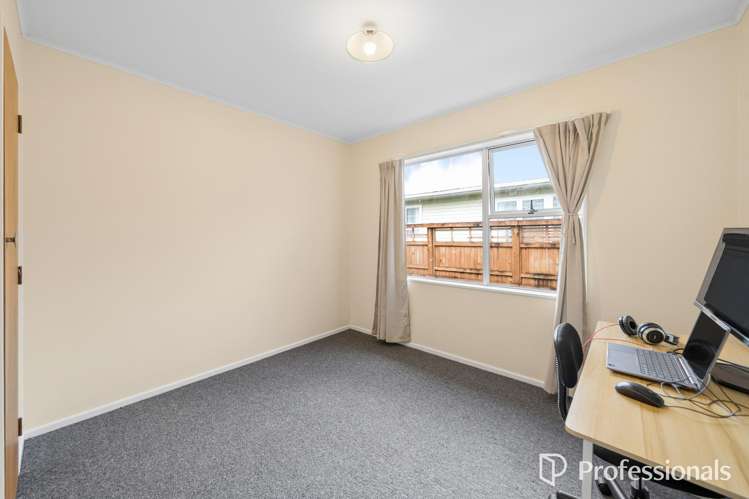 7A Lincoln Grove Wainuiomata_13