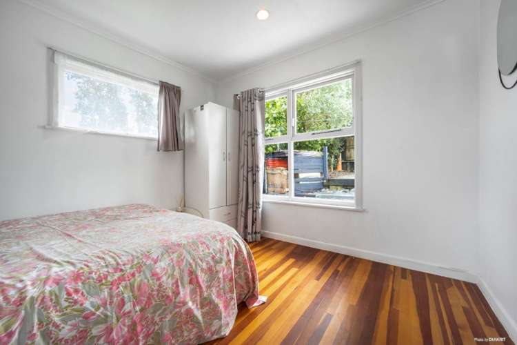 160 Glengarry Road Glen Eden_8