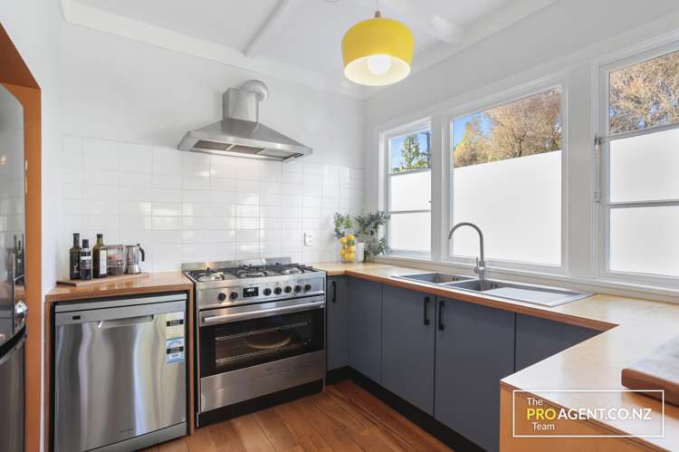 15 Western Road Laingholm_16