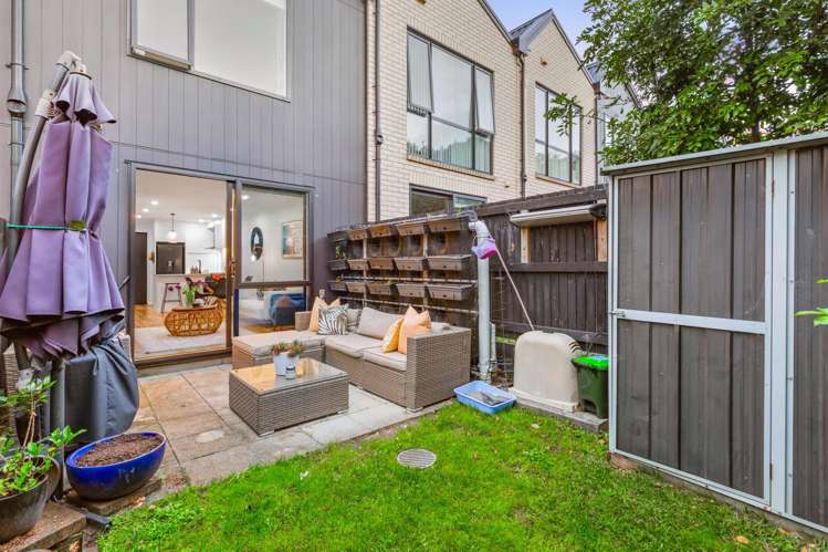 32 Wharara Lane Massey_18