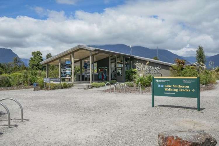 1 Lake Matheson Road Fox Glacier_19