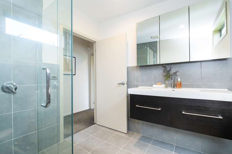 2 Albert Street Clive_9