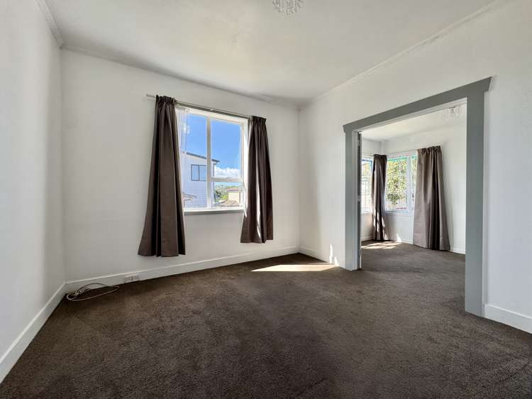 3157 Great North Road New Lynn_10