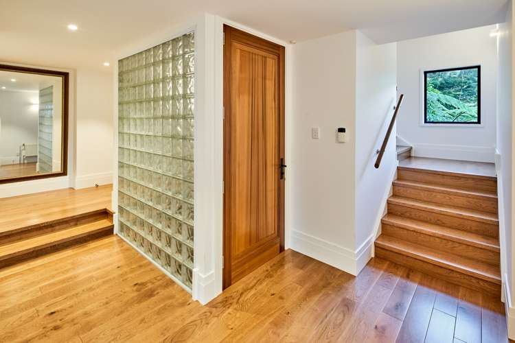 21 Dillon Street Lowry Bay_17