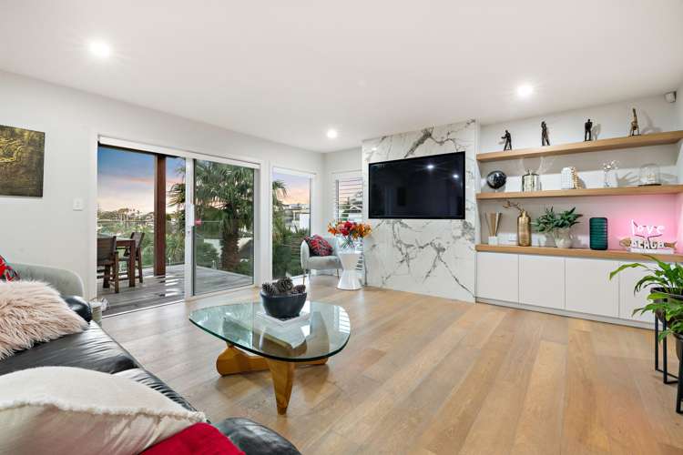 4/92 Churchill Road Murrays Bay_4