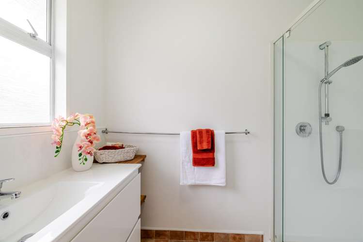 2/175 Park Road West End_15