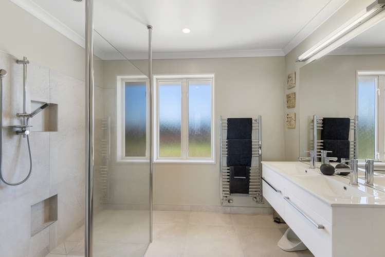 325 Davis Road Cust_13