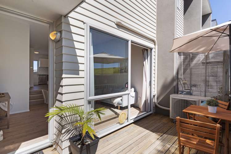 62/7 Kelvin Hart Drive_0