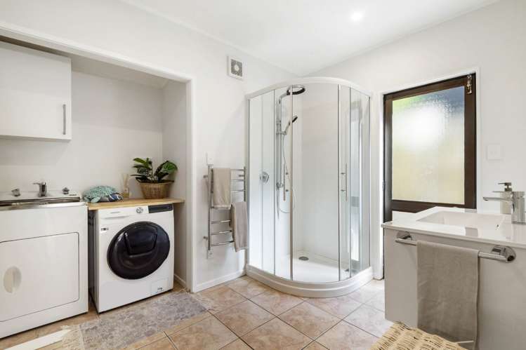2/74 Glamorgan Drive Torbay_19