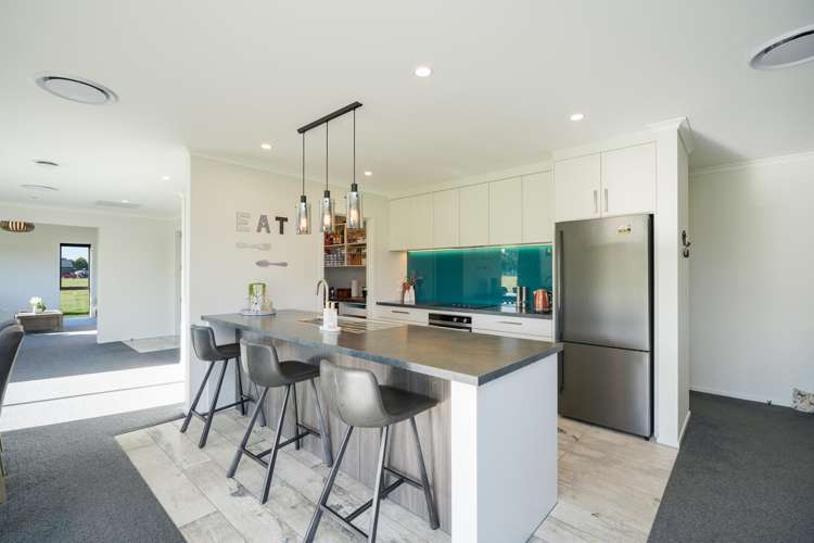 81 Mika Way Lorneville_3