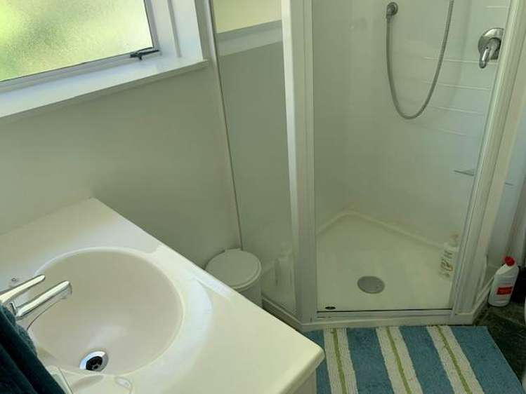 2b/2 Weranui Road Waiwera_4